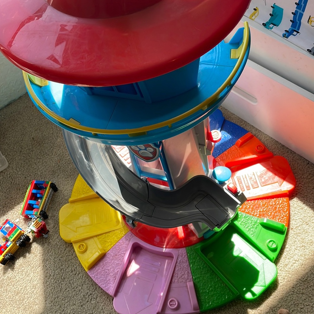 Paw patrol Tower sold as is